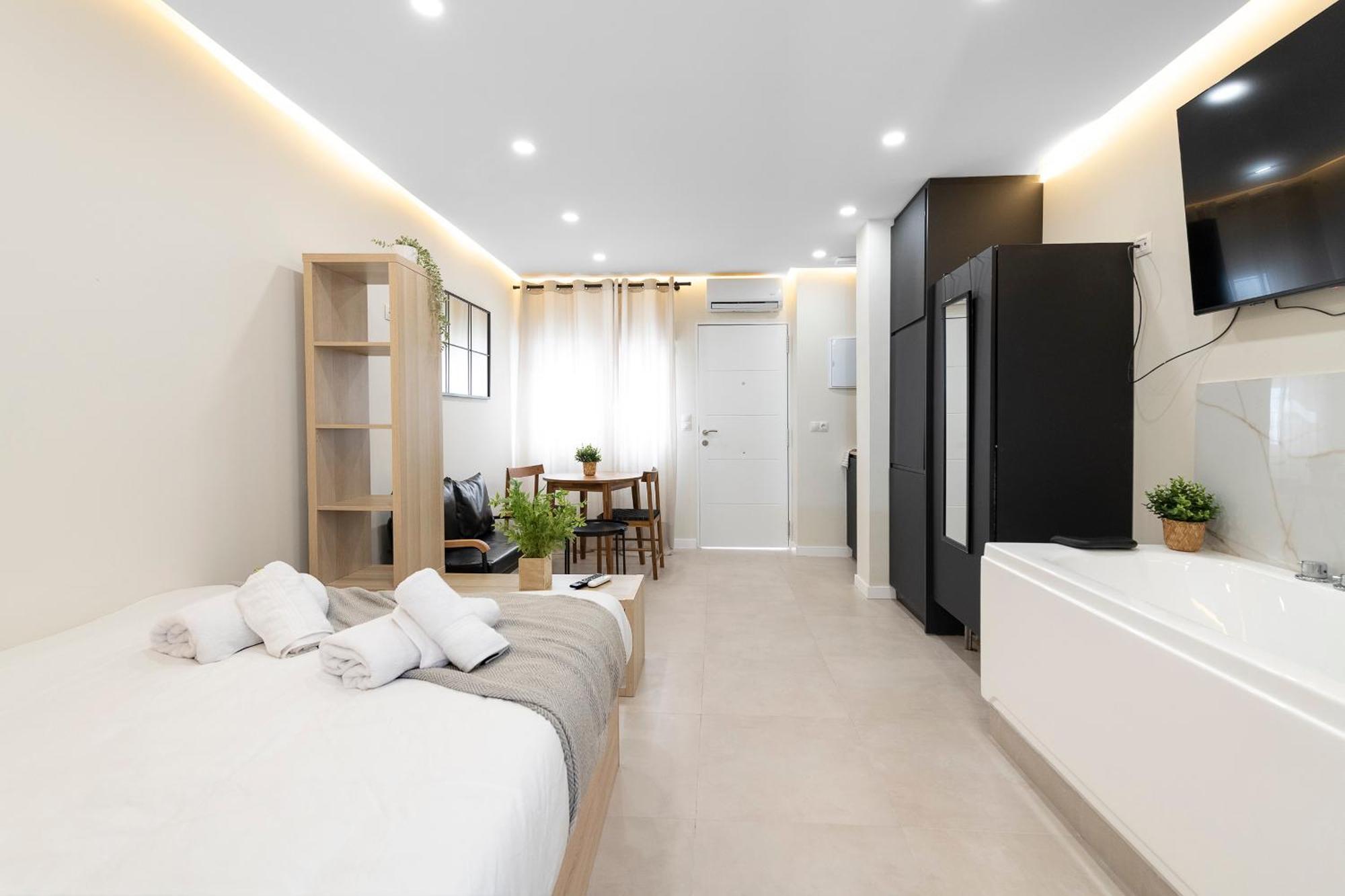 Exclusive Apartment Jacuzzi مالقة المظهر الخارجي الصورة